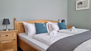 Free WiFi, bed sheets - Hotel Roß (Zwoenitz)