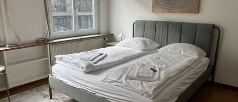 Fer et planche à repasser, Wi-Fi, draps fournis