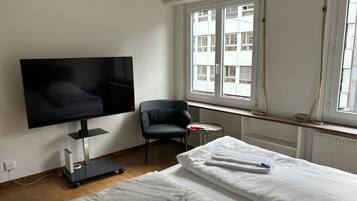 Fer et planche Ă repasser, Wi-Fi, draps fournis