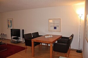 Dining - Executive 2 BD flat / city center (Hösch 1) (Zürich)