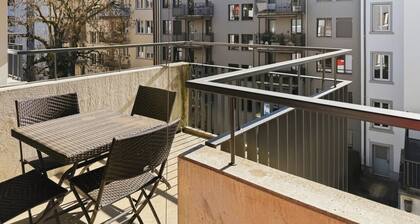 Amazing 2BR near Lake - Flower 33