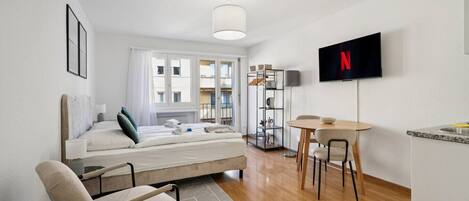 1 bedroom, WiFi, bed sheets