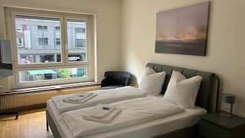 Bügeleisen/Bügelbrett, WLAN, Bettwäsche