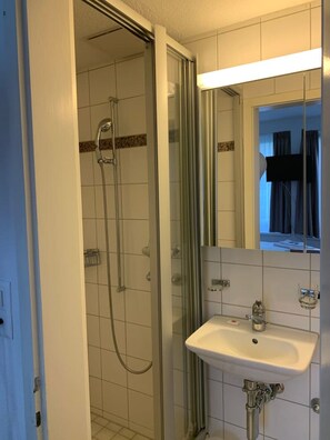 Haartrockner, Handtücher