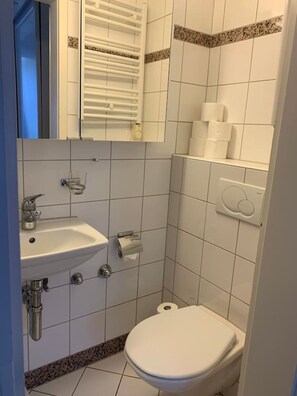 Hårtørrer, håndklæder