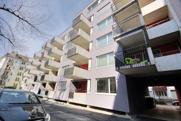 Exterior - Modern studio in the city center (Flower 32) (Zürich)