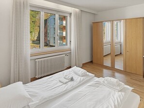 1 bedroom, desk, iron/ironing board, WiFi - Quiet 1BR in the city center (Hammer 4) (Zürich)