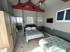 2 間睡房、熨斗/熨衫板、Wi-Fi
