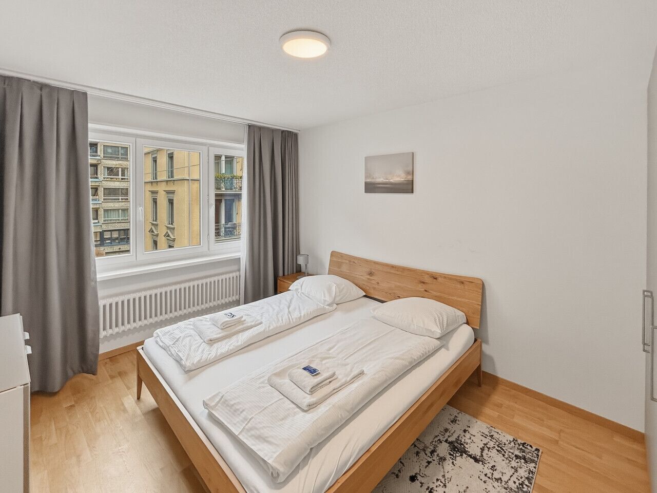 2 sovrum, skrivbord, strykjärn/strykbräda och wi-fi