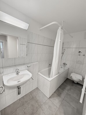 Hair dryer, towels - Modern 2BR in the city center - Hösch 12 (Zürich)