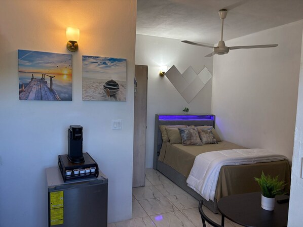 1 soverom, strykejern/-brett, wi-fi og sengetøy