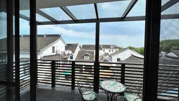 Pemandangan dari hartanah