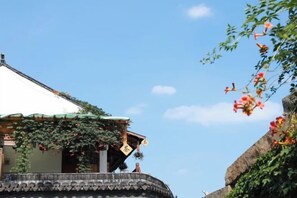 Unclassified image, 2 of 87, button - Your City Pinghua Impression Inn (Kunshan)