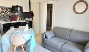 Interior - Nice T2 with balcony - near beach (Cabourg)