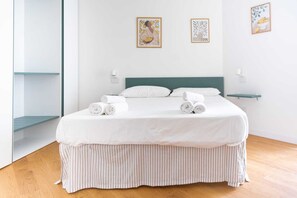 1 bedroom, free WiFi, bed sheets