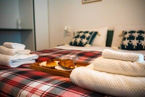 1 bedroom, free WiFi, bed sheets