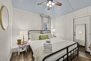 Iron/ironing board, travel crib, WiFi, bed sheets