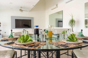 Dining - Villa MAJUM Acapulco  (Acapulco de Juárez)