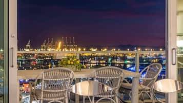 Apartment (3 Bedrooms) | Balcony view