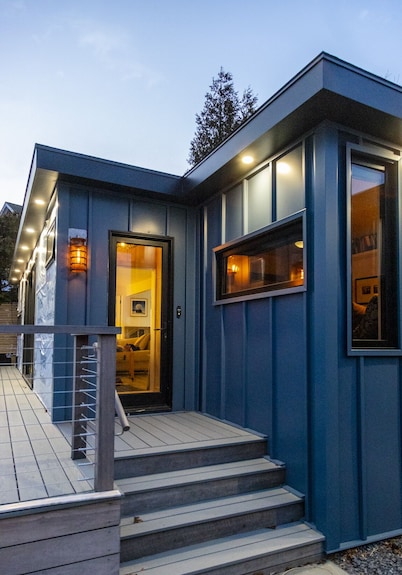 Montauk Beach House Oasis — this Hither Hills Hideaway Has ALL the Stuff