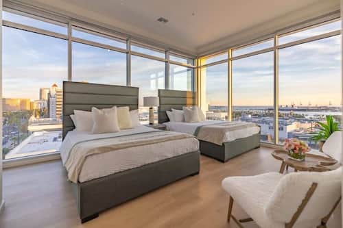 Departamento de lujo, junto a la playa (2 Bedrooms) | 2 habitaciones, escritorio y espacio para trabajar con laptop