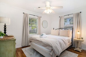 3 Schlafzimmer, Bügeleisen/Bügelbrett, Reisekinderbett, WLAN