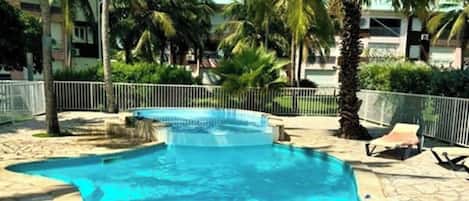 Piscina externa