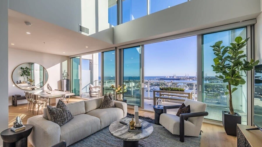 @ Marbella Lane - Luxurious 3BR Penthouse