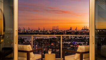 Appartement (3 Bedrooms) | Vue depuis le balcon