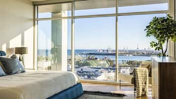 Penthouse, Ocean View, Oceanfront (3 Bedrooms)