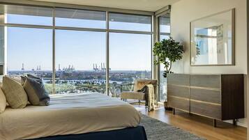 Penthouse, Ocean View, Oceanfront (3 Bedrooms)