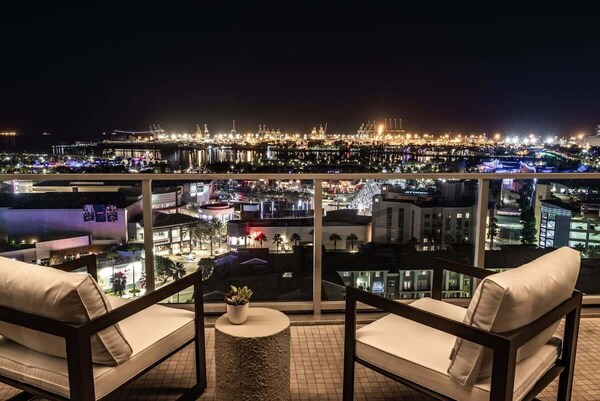@ Marbella Lane - Luxurious 3br Penthouse - Los Angeles, CA