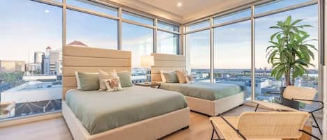 Apartment (2 Bedrooms) | 2 bedrooms, desk, laptop workspace, iron/ironing board