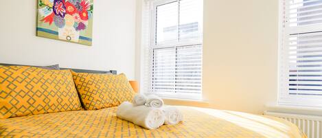 2 Schlafzimmer, Schreibtisch, Bügeleisen/Bügelbrett, WLAN