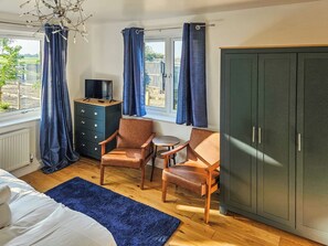 6 chambres, Wi-Fi gratuit, draps fournis