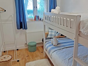 6 habitaciones, wifi gratis y ropa de cama