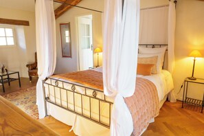 7 Schlafzimmer, Bügeleisen/Bügelbrett, WLAN, Bettwäsche