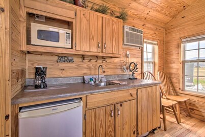 Mayfly Cabin (Cabin #3)