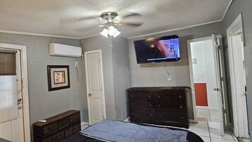 1 soveværelse, skrivebord, strygejern/strygebræt, gratis Wi-Fi