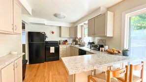 Four, plaque de cuisson, lave-vaisselle