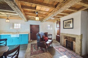 Interior - Host & Stay | Drovers Rest @ Beamish Museum (Beamish)