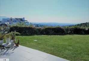 Property grounds - Total tranquility with fabulous views of the Mediterranean Sea (Ojen)