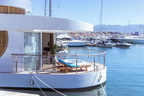 Marina - Luxury Floating Apartment Amor (Split)