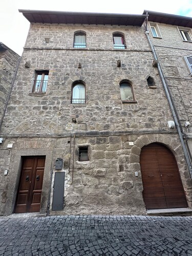 Grandma Bice's house - Historic attic in the medieval heart of Viterbo