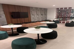 Dining - Luxurious loft Home & Lifestyle Ibirapuera. N.946 (Vila Clementino São Paulo)