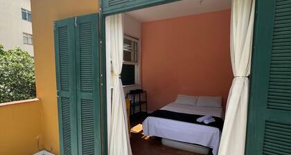 A suíte in fabulous Laranjeiras Rio de Janeiro with WiFi