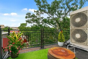 Uklassifisert bilde, 2 av 17, knapp