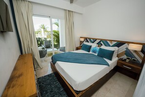 2 chambres, coffres-forts dans les chambres, fer et planche à repasser