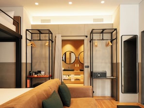 Familien-Suite | 1 Schlafzimmer, Minibar, Zimmersafe, Schreibtisch
