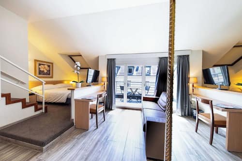 Apartment | 1 bedroom, bed sheets
